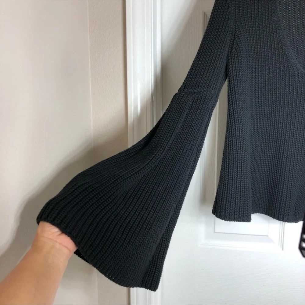 Free People Damsel‎ Flare Sleeve Cable Knit Black Pullover Sweater S